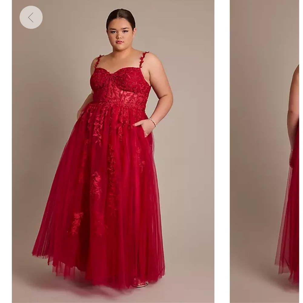 NWT Red lace inset ballgown Sz 18 pockets
